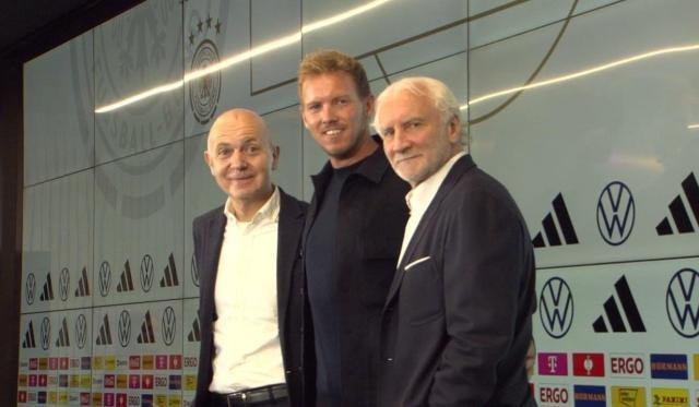 1695377353745048421.jpg 1695377345.jpg