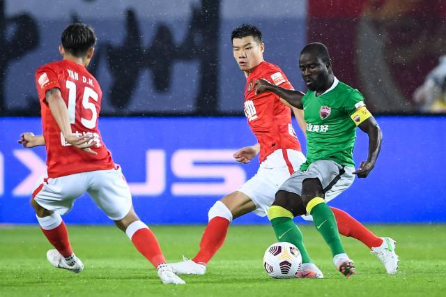 8868网页-首胜!恒大质疑中找回自我 “高艾”来电防线终零封